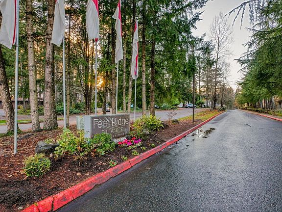 3rd image of 1309 Fern St SW #5480375