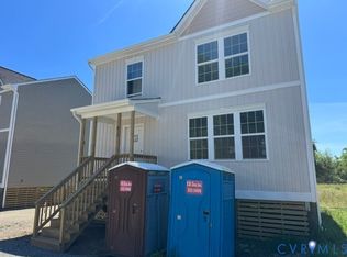 817 Kirby St, West Pt, VA 23181
