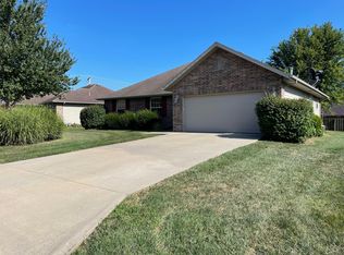 744 N Taylor Way, Nixa, MO 65714