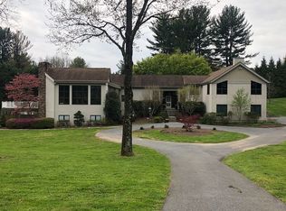 1819 Thornton Ridge Rd, Towson, MD 21204