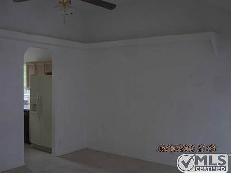 2nd image of 1476 Plaza Verde Dr