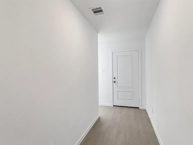 1570 Gardenia Blossom Ln — Photo 5