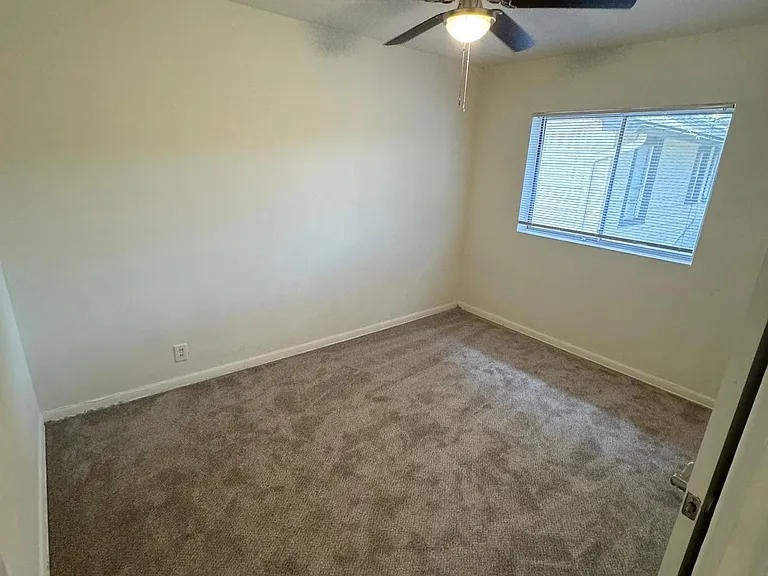 1826 Bayard Pl #11 — Photo 6