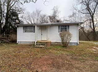 148 East St, Milton, NC 27305
