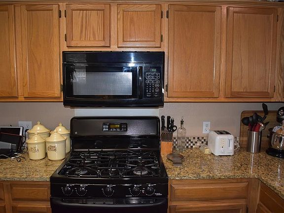 3rd image of 1407 Meghan Dr