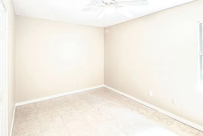 330 Dogwood Ave — Photo 17