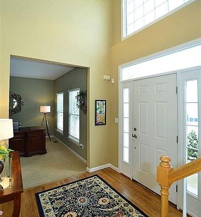 2nd image of 1054 S Lake Dr