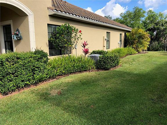 3rd image of 11425 Okaloosa Dr