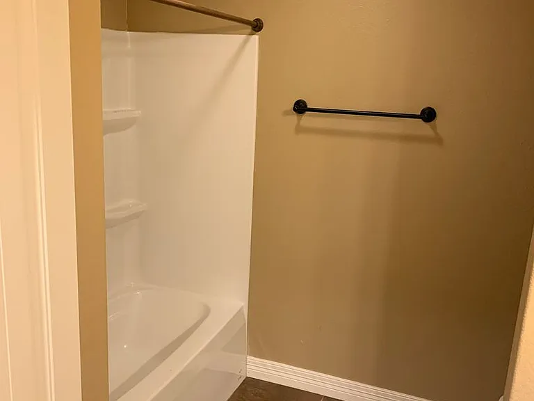 2471 Pleasant Willow Dr — Photo 6