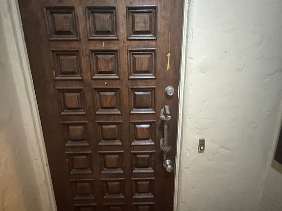 4th image of 4907 E Ocean Blvd APT 1