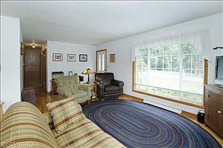 3rd image of 228 Country Club Ter