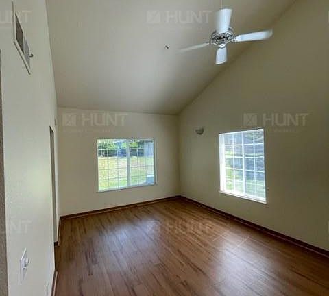 5th image of 4105B Michigan Dr
