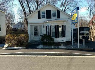 07 Clinton St, Milford, NH 03055
