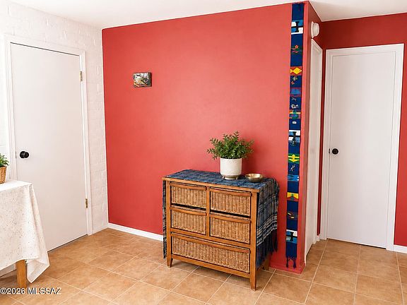 3rd image of 337 S Paseo Lobo #D