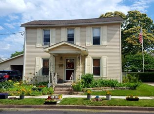 662 W 3rd St, Lock Haven, PA 17745