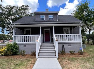 4 13th St, Greer, SC 29651
