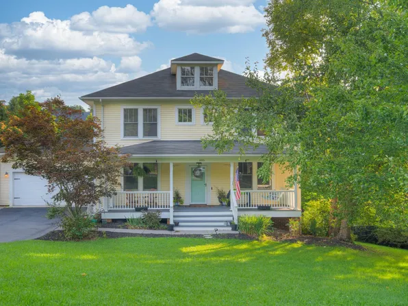 605 Leisure Ln, Blacksburg, VA 24060