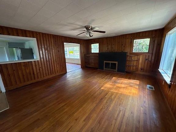 5th image of 343 Saraland Ave