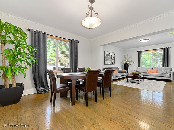 5th image of 1741 W Rosehill Dr