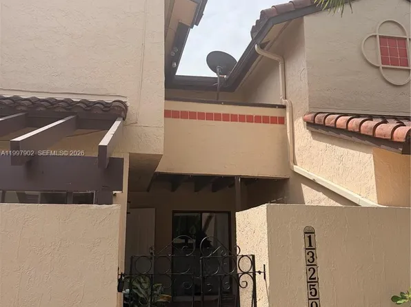 13257 SW 113th Ter #13257, Miami, FL 33186