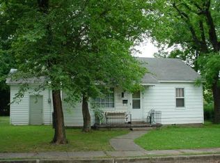 613 W 6th St, Rector, AR 72461