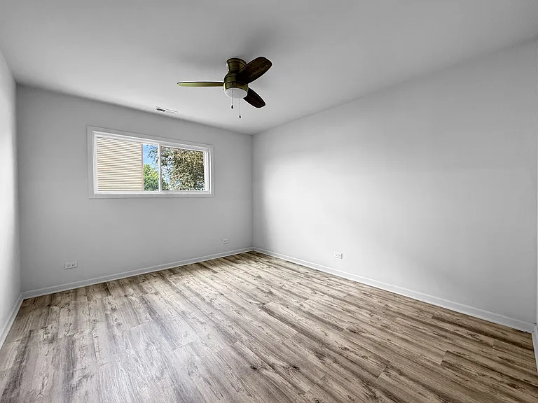 10407 N Church St #2 — Photo 7
