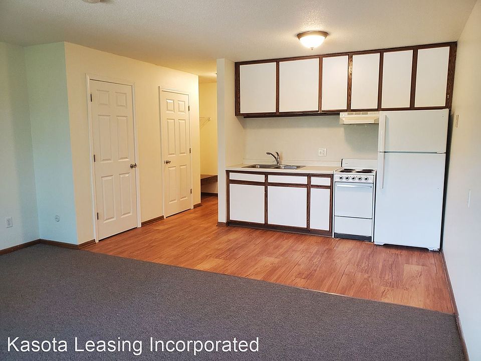 1st image of 1080 Raymond Ave