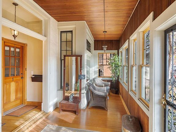 2nd image of 639 Grand Ave #1