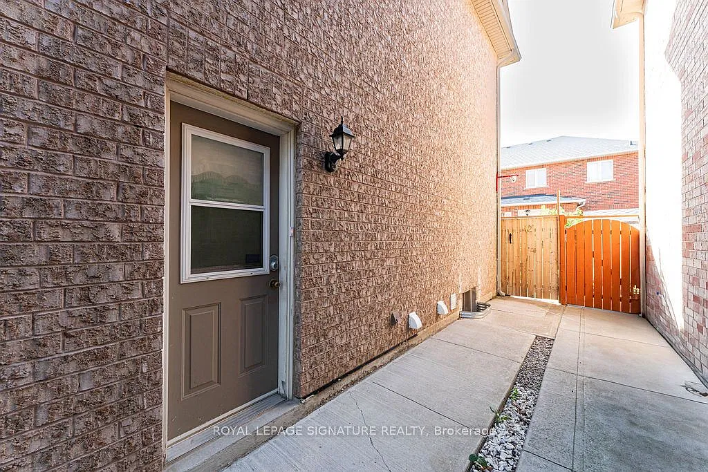 2 bed, $2,200 — Photo 3