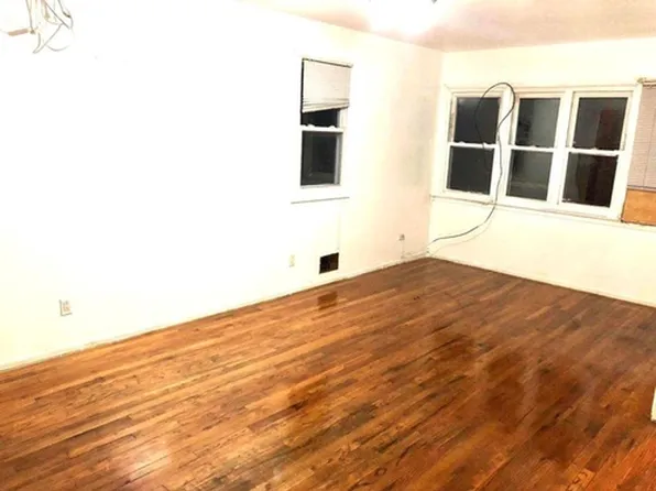 14105 Negundo Ave, Flushing, NY 11355