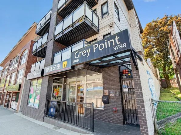 3788 W 10th Ave #102, Vancouver, BC V6R 2G4