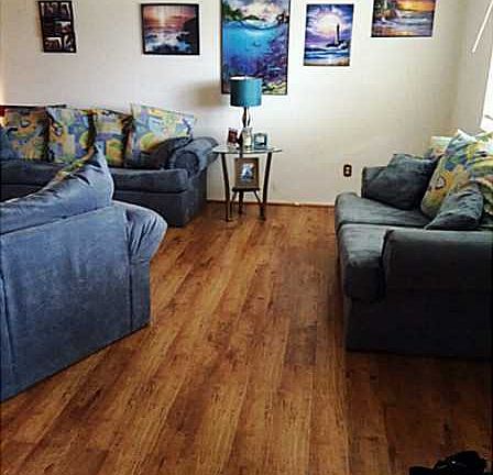 3rd image of 843 Cathedral Dr
