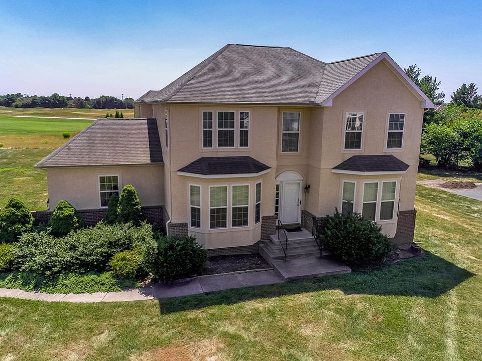 1st image of 129 Lahinch Ct