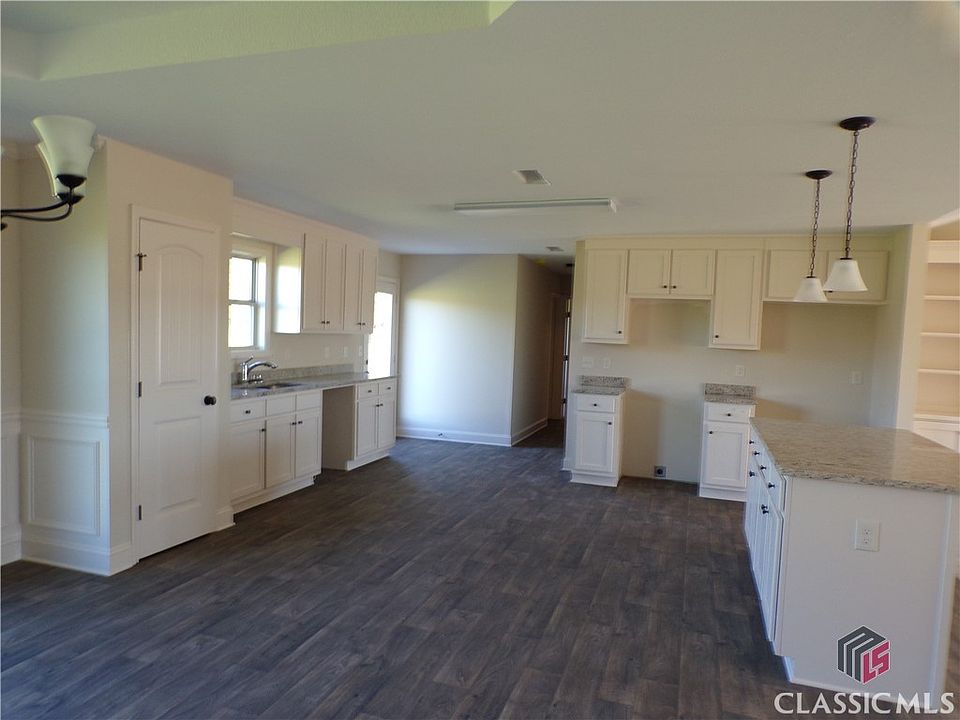 143 Sarahs Way Arnoldsville GA Zillow