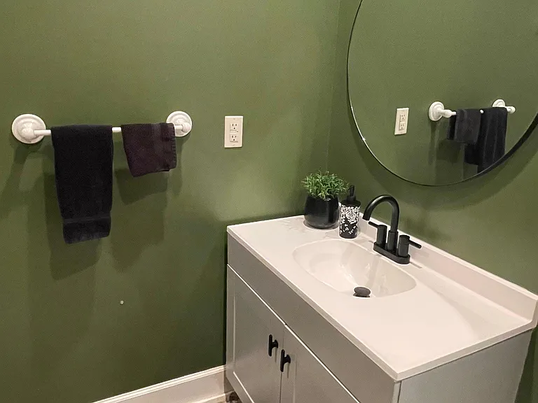 Brand new vanity and fixtures