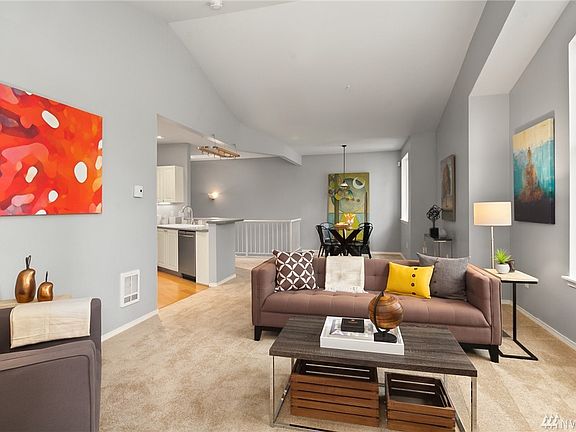 4th image of 16125 Juanita Woodinville Way NE Unit 114