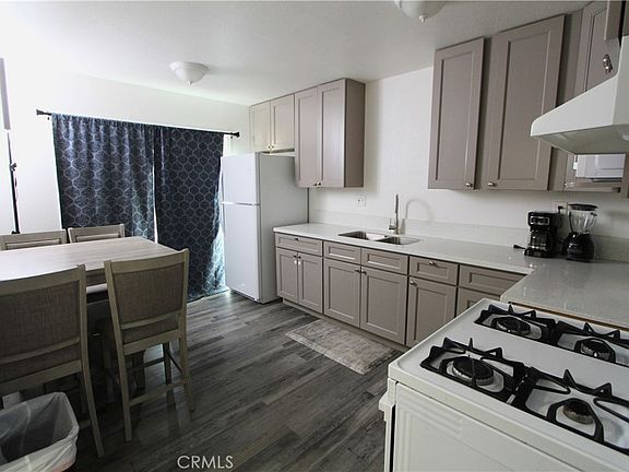 5th image of 4822 Live Oak St