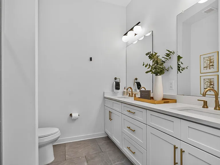 738 Douglas Ave #12 — Photo 30
