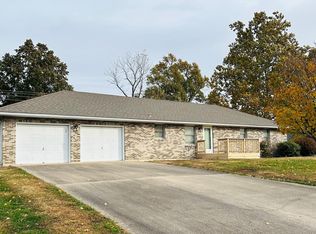 1205 Parkridge Dr, Fulton, MO 65251