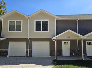 104 Crystal Springs Rd, Linn Creek, MO 65052