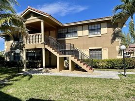 2630 Riverside Dr, Pompano Beach, FL