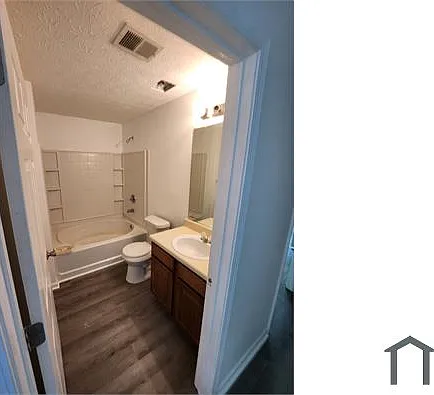3 bed, 1300 sqft, $1,650 — Photo 4
