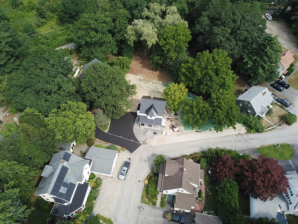 1st image of 34 Traip Avenue