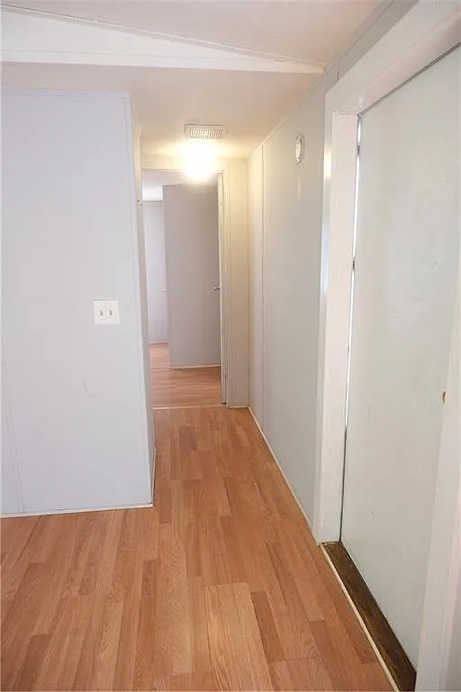 2 bed, 2.0 bath, 980 sqft, $1,500 — Photo 3
