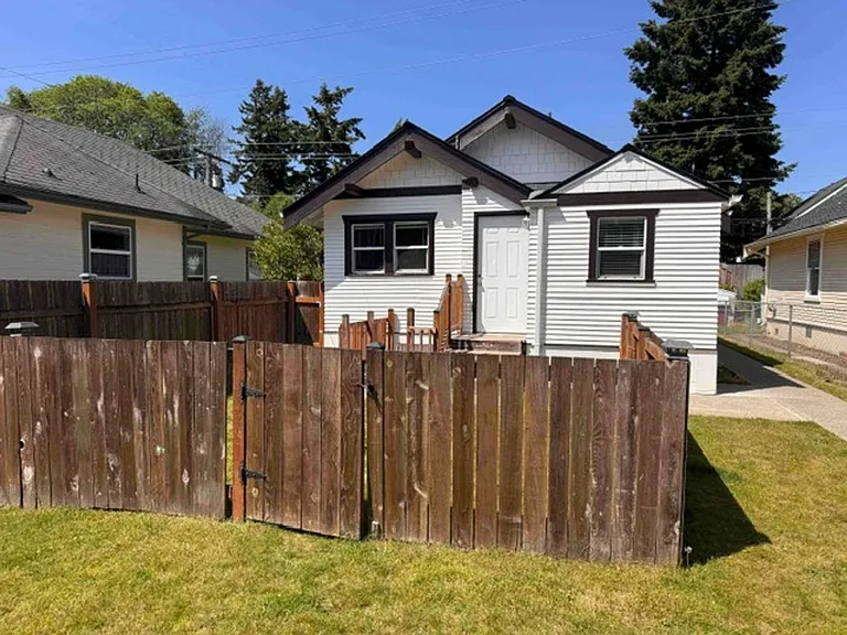 1336 Elizabeth Ave — Photo 14