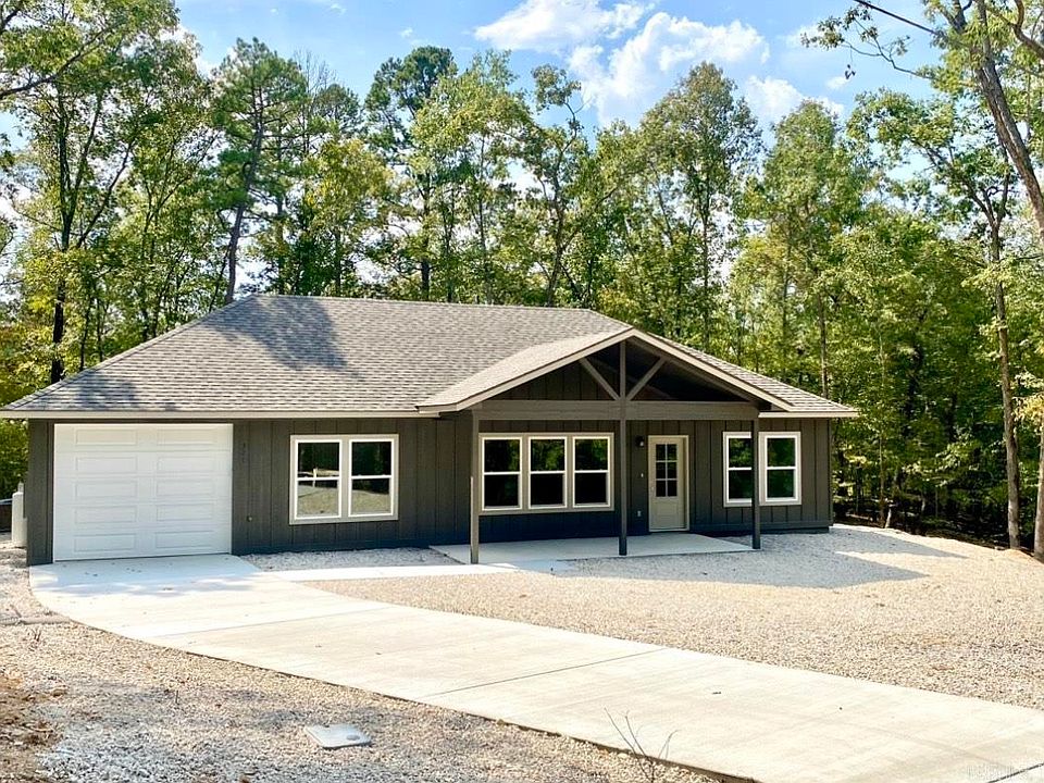 1st image of 321 Diamondhead Dr