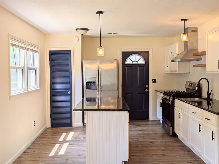 2369 Gurley Dr — Photo 12