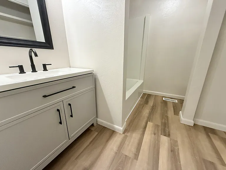 3104 Wooster Dr — Photo 8