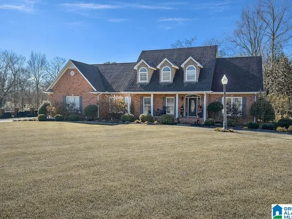 8425 Stratford Dr, Morris, AL 35116