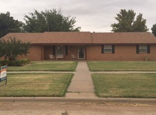 1002 N 3rd St E, Haskell, TX 79521